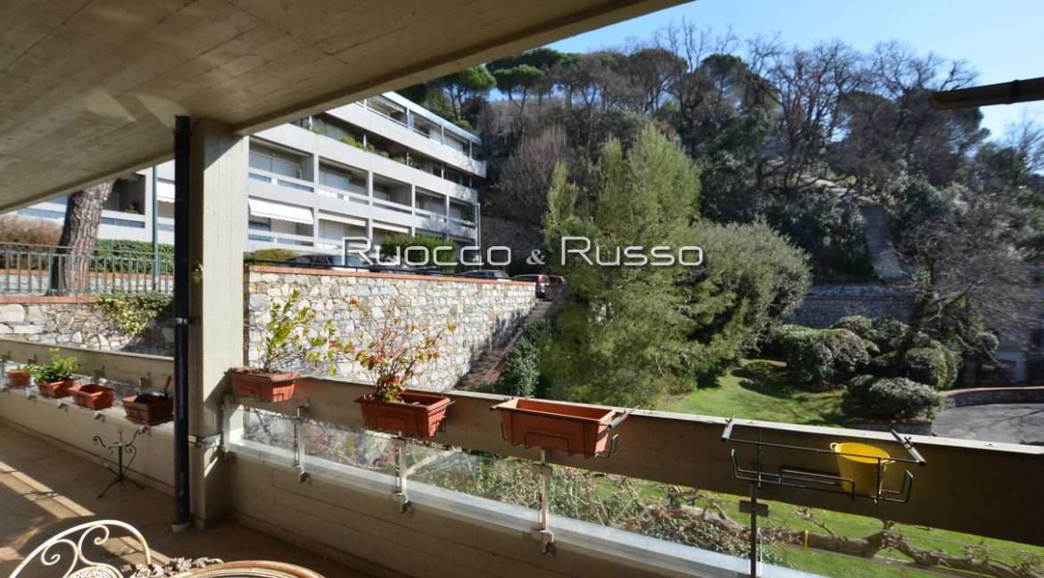 LOGGIA