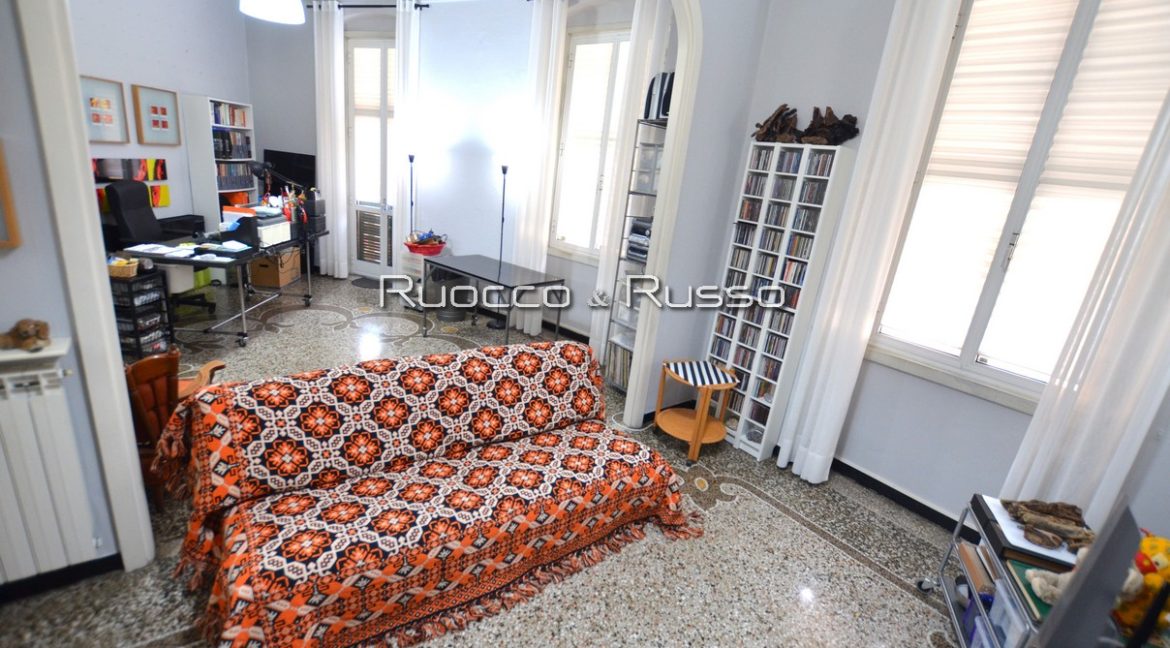 SALONE