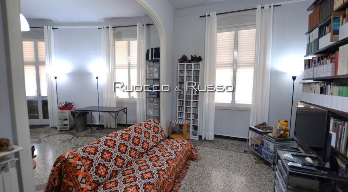 SALONE