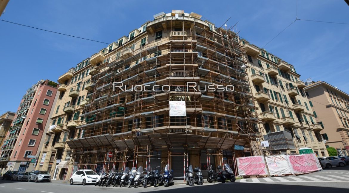 EDIFICIO IN RIFACIMENTO