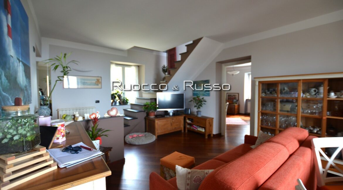 SALONE