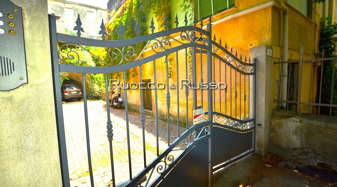 CANCELLO D'ACCESSO
