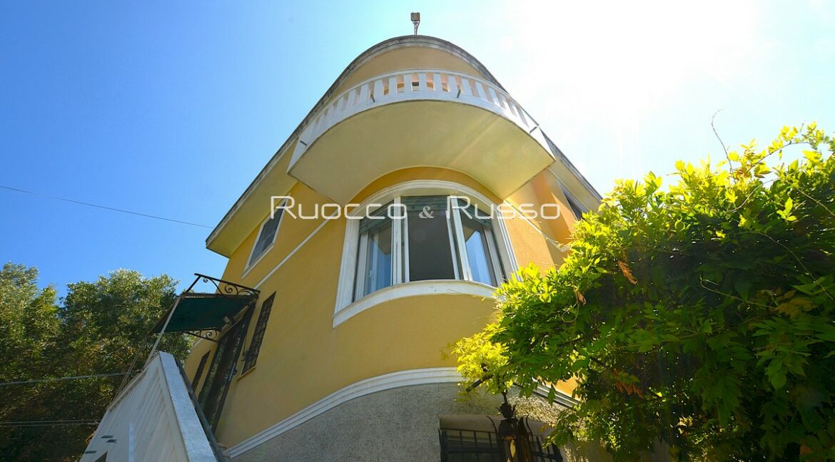 VILLINO