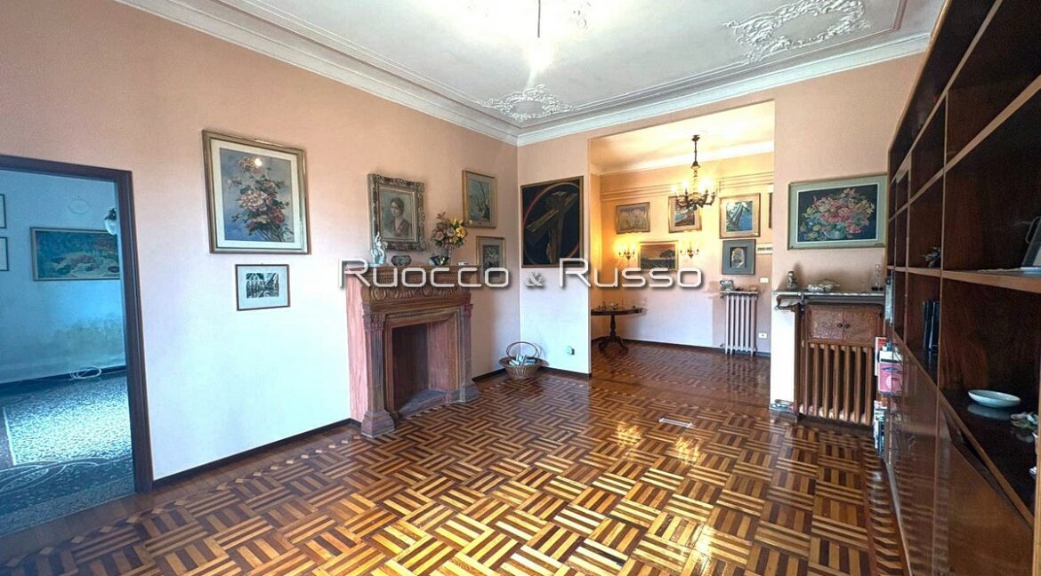 SALONE