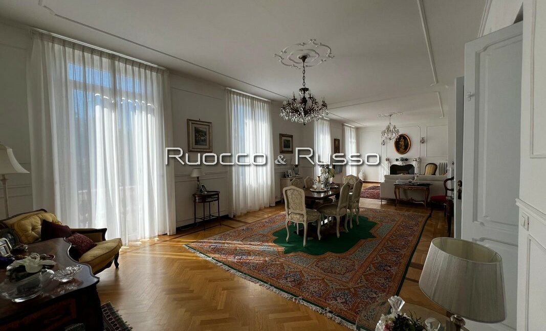 SALONE