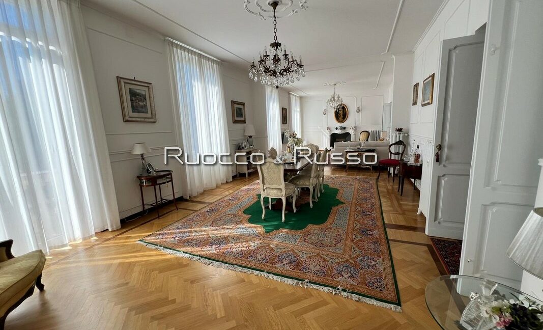 SALONE