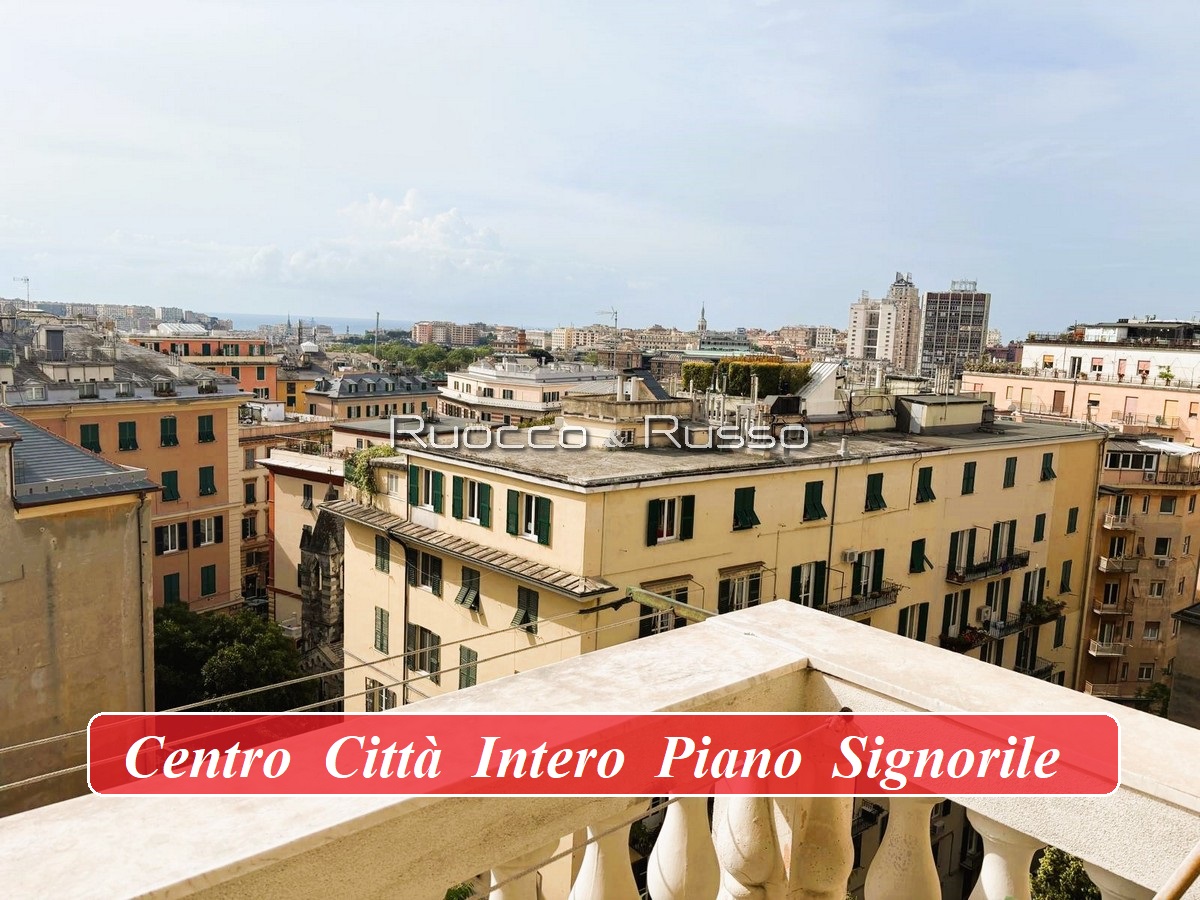 vendita appartamento genova centro castelletto 340 mq intero piano due abitazioni balconi box panoramico