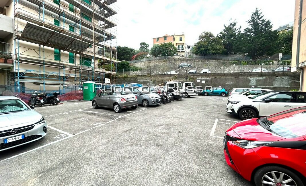 PARCHEGGIO