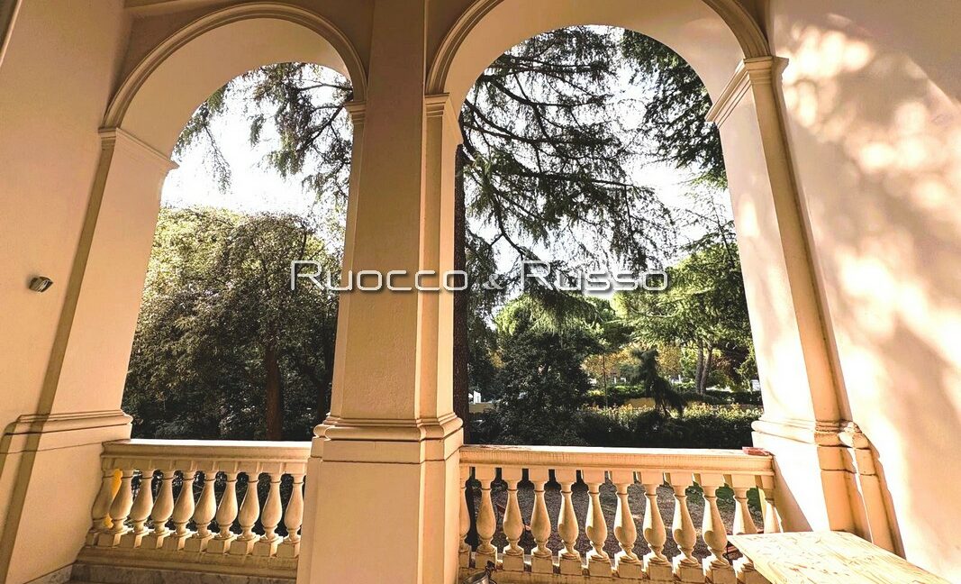 LOGGIA