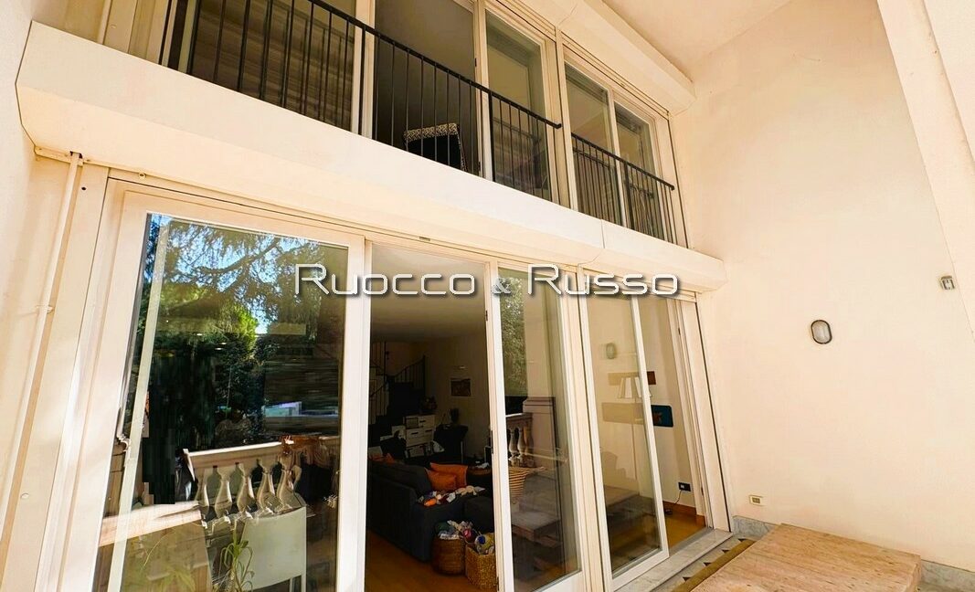 LOGGIA